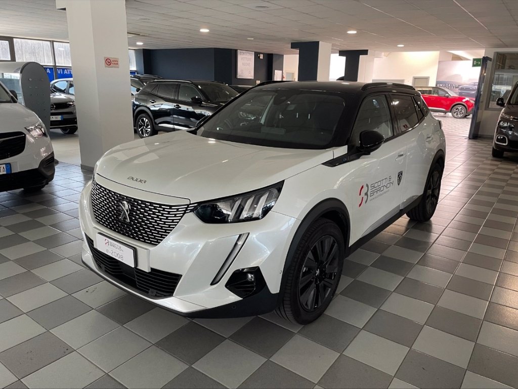 PEUGEOT E-2008 gt pack 100kw