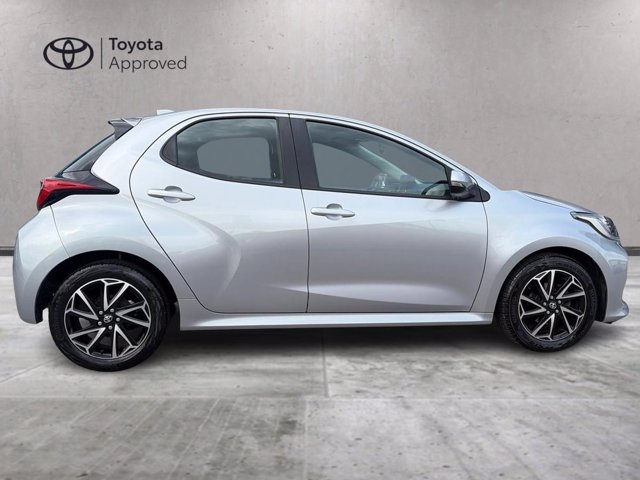 TOYOTA Yaris 1.0 5 porte Trend