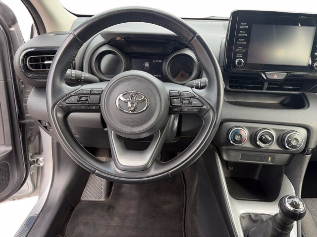 TOYOTA Yaris 1.0 5 porte Trend
