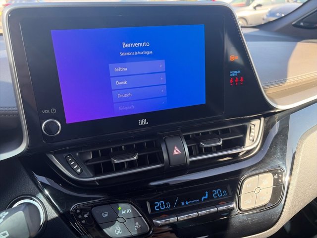 TOYOTA C-hr 1.8h lounge e-cvt