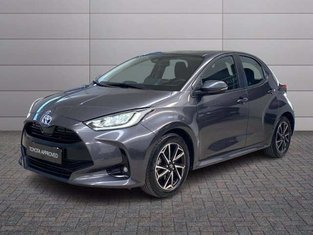 TOYOTA Yaris 1.5h trend