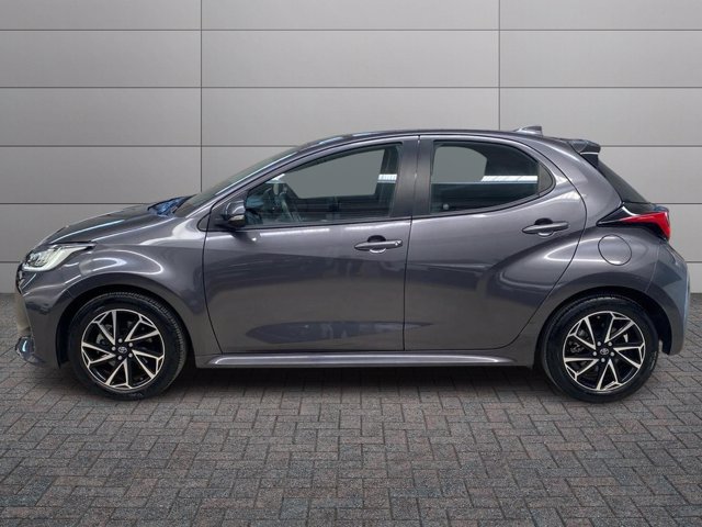 TOYOTA Yaris 1.5h trend