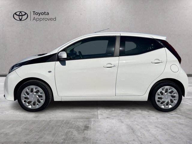 TOYOTA Aygo 5p 1.0 x-business 72cv