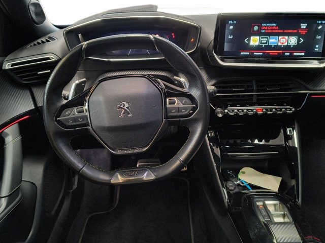 PEUGEOT 2008 BlueHDi 130 S&S EAT8 GT