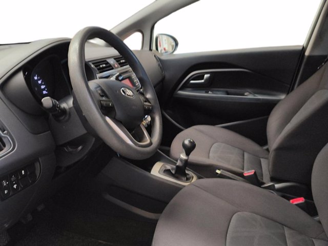 KIA Rio 1.2 CVVT 5p. Cool