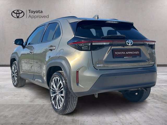 TOYOTA Yaris cross 1.5h lounge fwd 116cv e-cvt