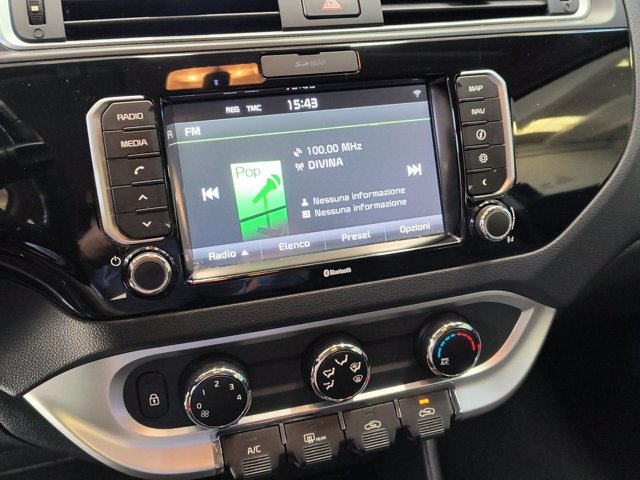 KIA Rio 5p 1.1 crdi active e6