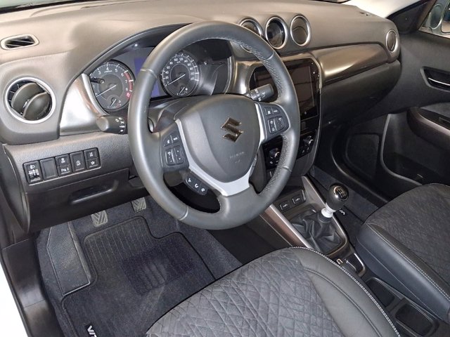 SUZUKI Vitara 1.4 Hybrid Cool