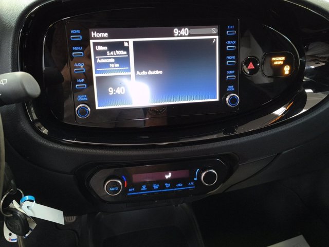 TOYOTA Aygo X 1.0 VVT-i 72 CV 5 porte Trend