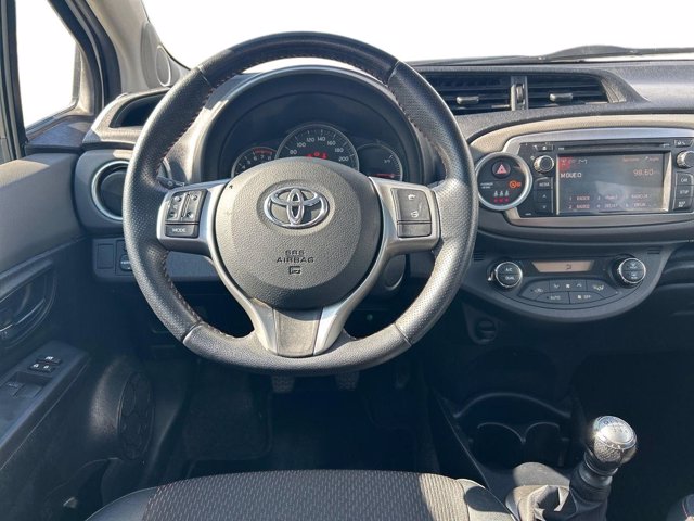 TOYOTA Yaris 5p 1.3 lounge