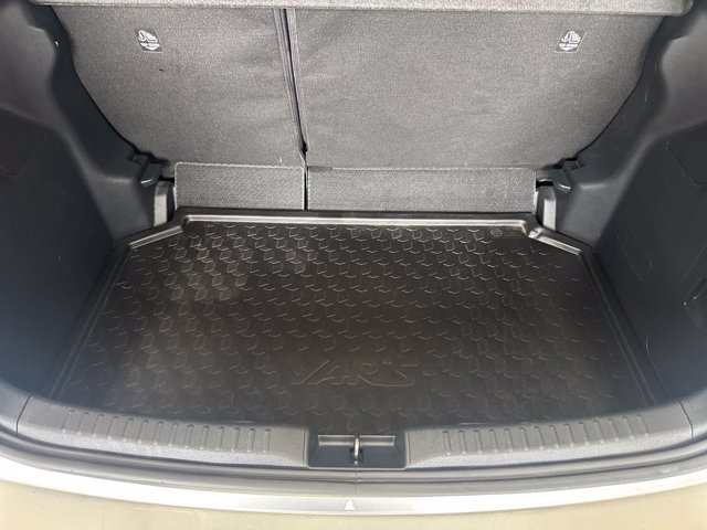 TOYOTA Yaris 1.0 5 porte Active