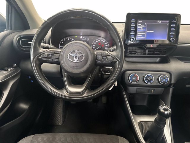 TOYOTA Yaris 1.0 5 porte Active