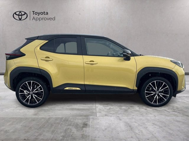 TOYOTA Yaris cross 1.5h lounge fwd 116cv e-cvt
