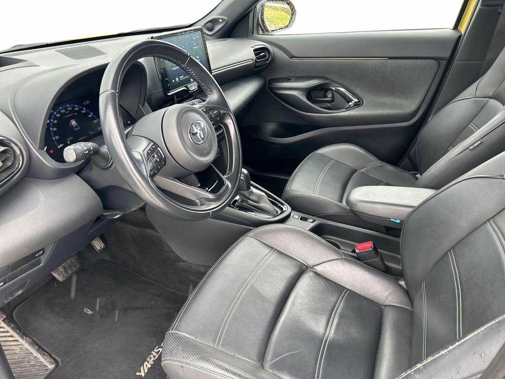 TOYOTA Yaris cross 1.5h lounge fwd 116cv e-cvt