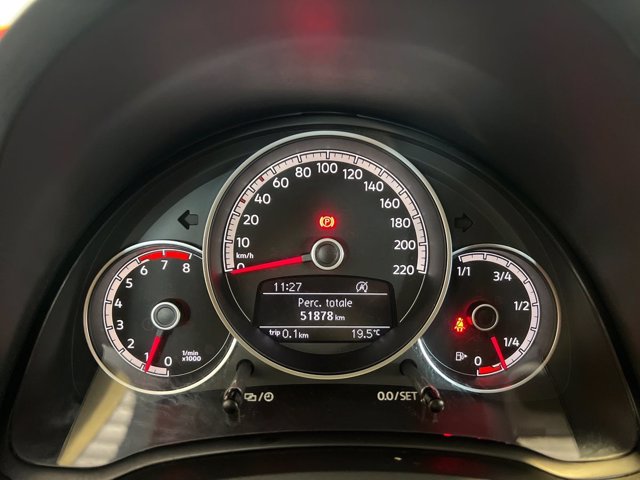 VOLKSWAGEN 1.0 5p. move up!