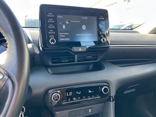 TOYOTA Yaris 1.5 Hybrid 5 porte Trend