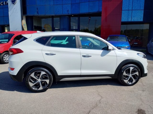 HYUNDAI Tucson 1.7 crdi xpossible 2wd 141cv dct