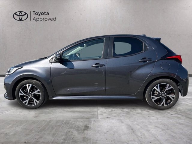 TOYOTA Yaris 1.5h trend