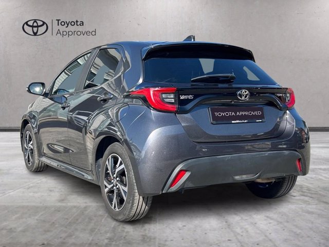 TOYOTA Yaris 1.5h trend