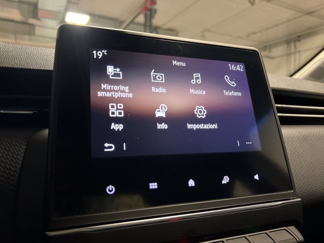 RENAULT Clio Hybrid E-Tech 140 CV 5 porte Intens