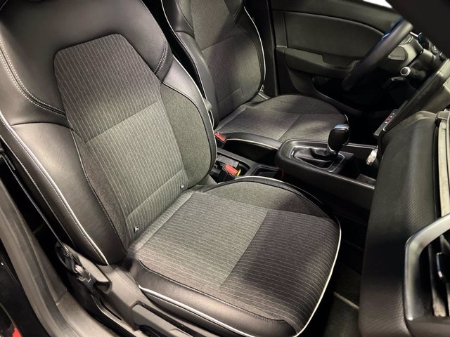 RENAULT Clio Hybrid E-Tech 140 CV 5 porte Intens