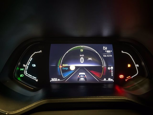 RENAULT Clio Hybrid E-Tech 140 CV 5 porte Intens