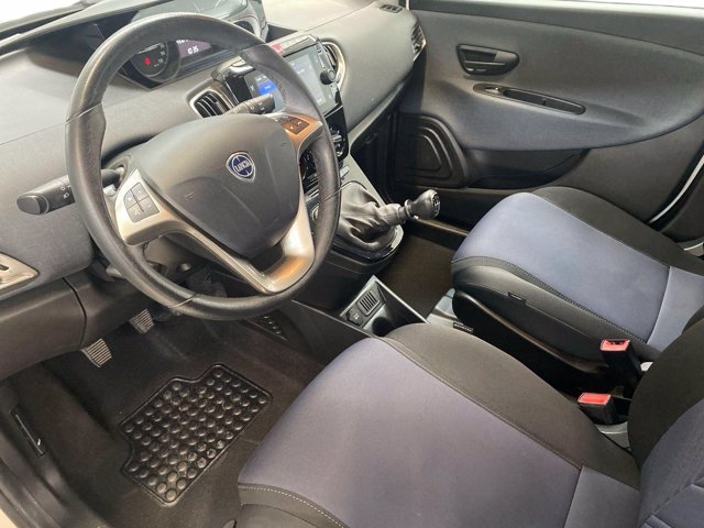 LANCIA Ypsilon 1.0 firefly hybrid silver s&s 70cv