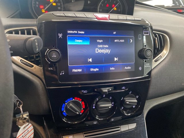 LANCIA Ypsilon 1.0 firefly hybrid silver s&s 70cv