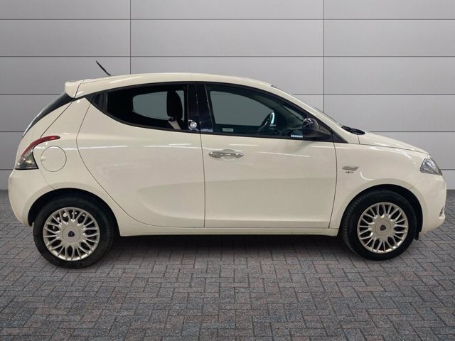 LANCIA Ypsilon 1.2 69 CV 5 porte GPL Ecochic Gold