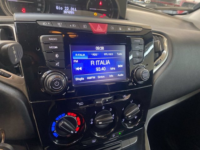 LANCIA Ypsilon 1.2 69 CV 5 porte GPL Ecochic Gold