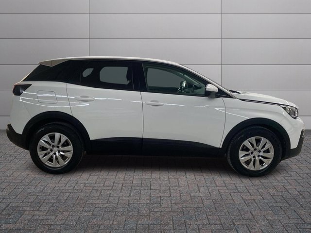 PEUGEOT 3008 BlueHDi 130 S&S Allure