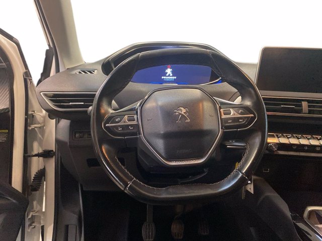 PEUGEOT 3008 BlueHDi 130 S&S Allure
