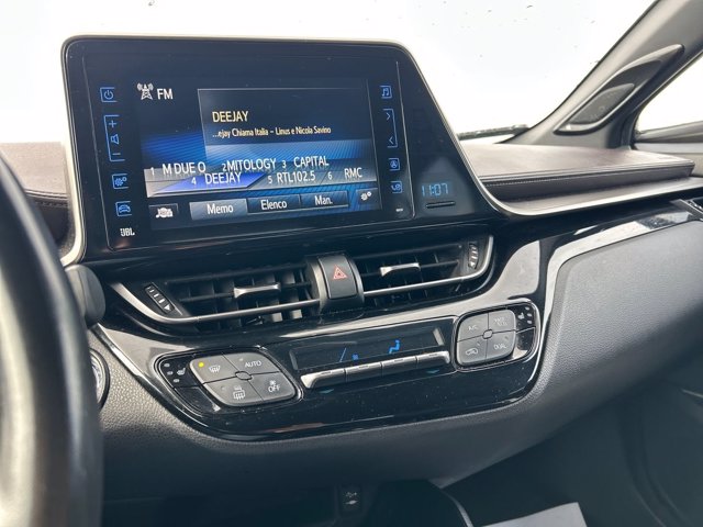 TOYOTA C-hr 1.8h lounge 2wd e-cvt