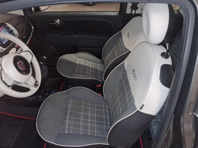 FIAT 500 1.0 Hybrid Lounge