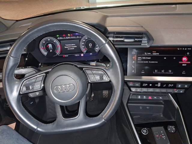 AUDI A3 SPB 35 TDI S tronic S line edition