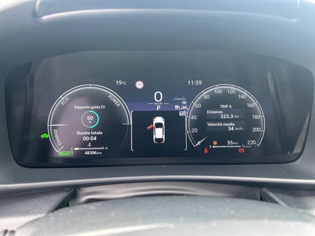 TOYOTA C-hr 1.8 hev trend fwd e-cvt