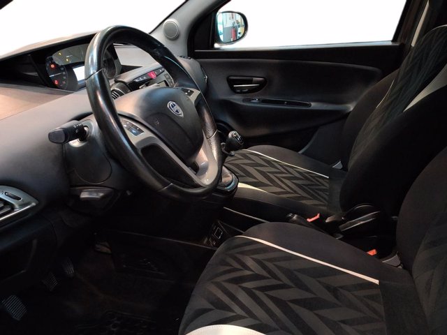 LANCIA Ypsilon 1.2 69 CV 5 porte Opening Edition