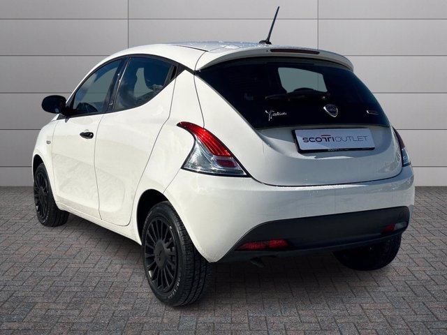 LANCIA Ypsilon 1.0 firefly hybrid gold s&s 70cv