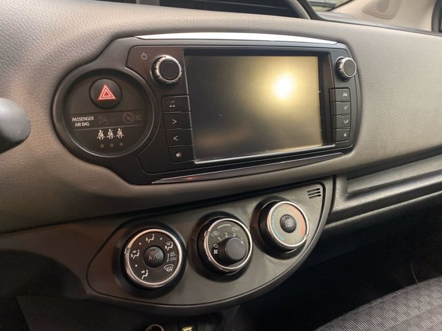 TOYOTA Yaris 1.0 5 porte Active