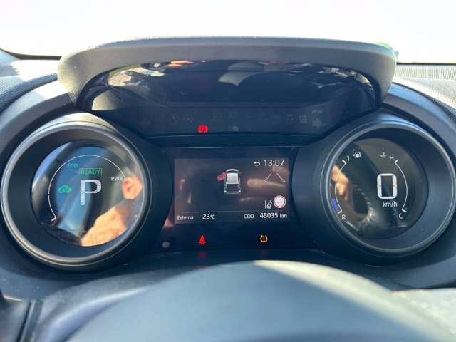 TOYOTA Yaris 1.5 Hybrid 5 porte Trend