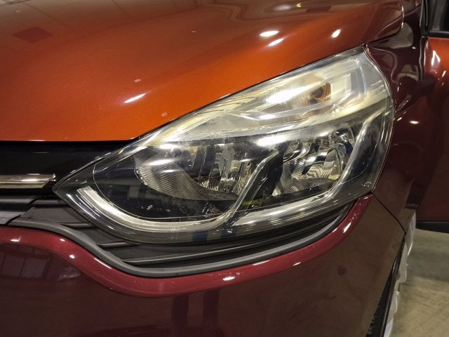 RENAULT Clio 1.2 16v life 75cv my18