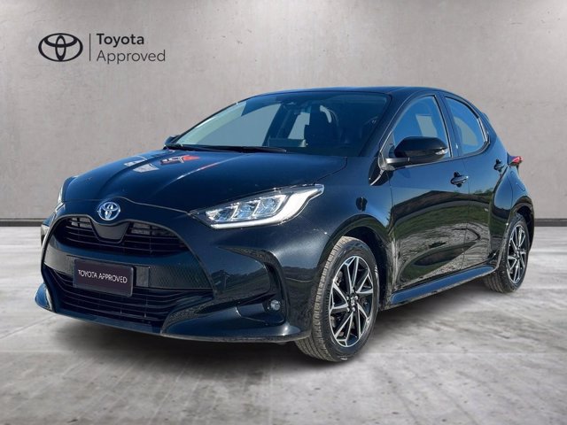 TOYOTA Yaris 1.5h trend