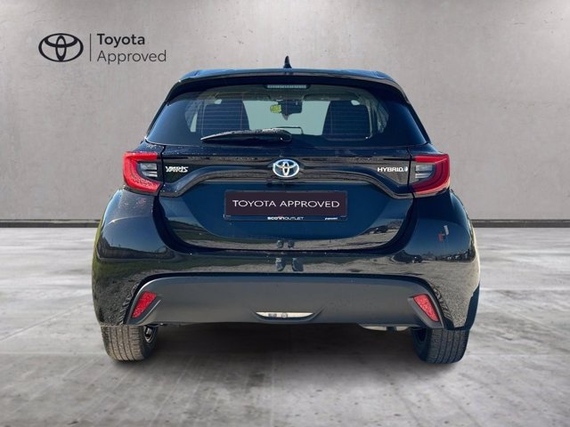 TOYOTA Yaris 1.5h trend