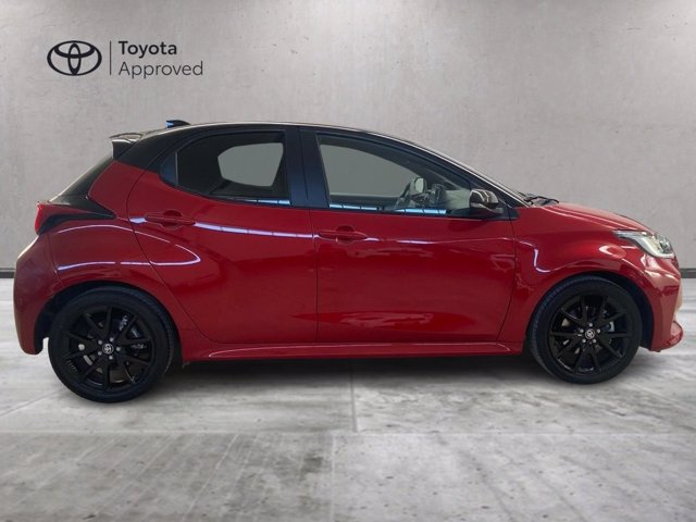 TOYOTA Yaris 1.5h style