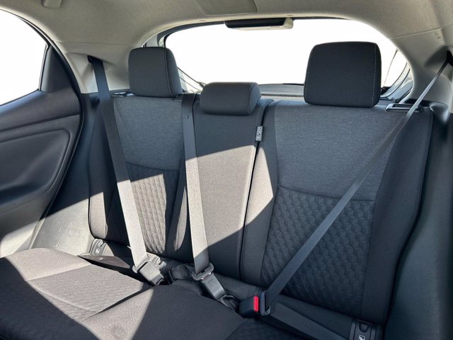 TOYOTA Yaris 1.0 5 porte Active