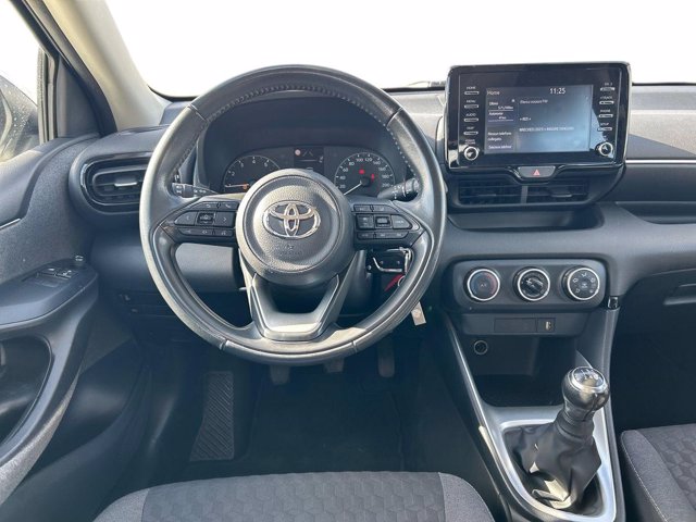 TOYOTA Yaris 1.0 5 porte Active