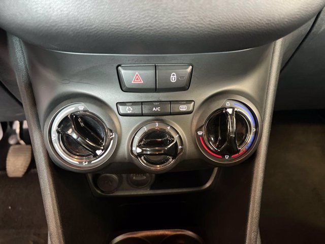 PEUGEOT 208 5p 1.2 puretech active s&s 82cv neopatentati