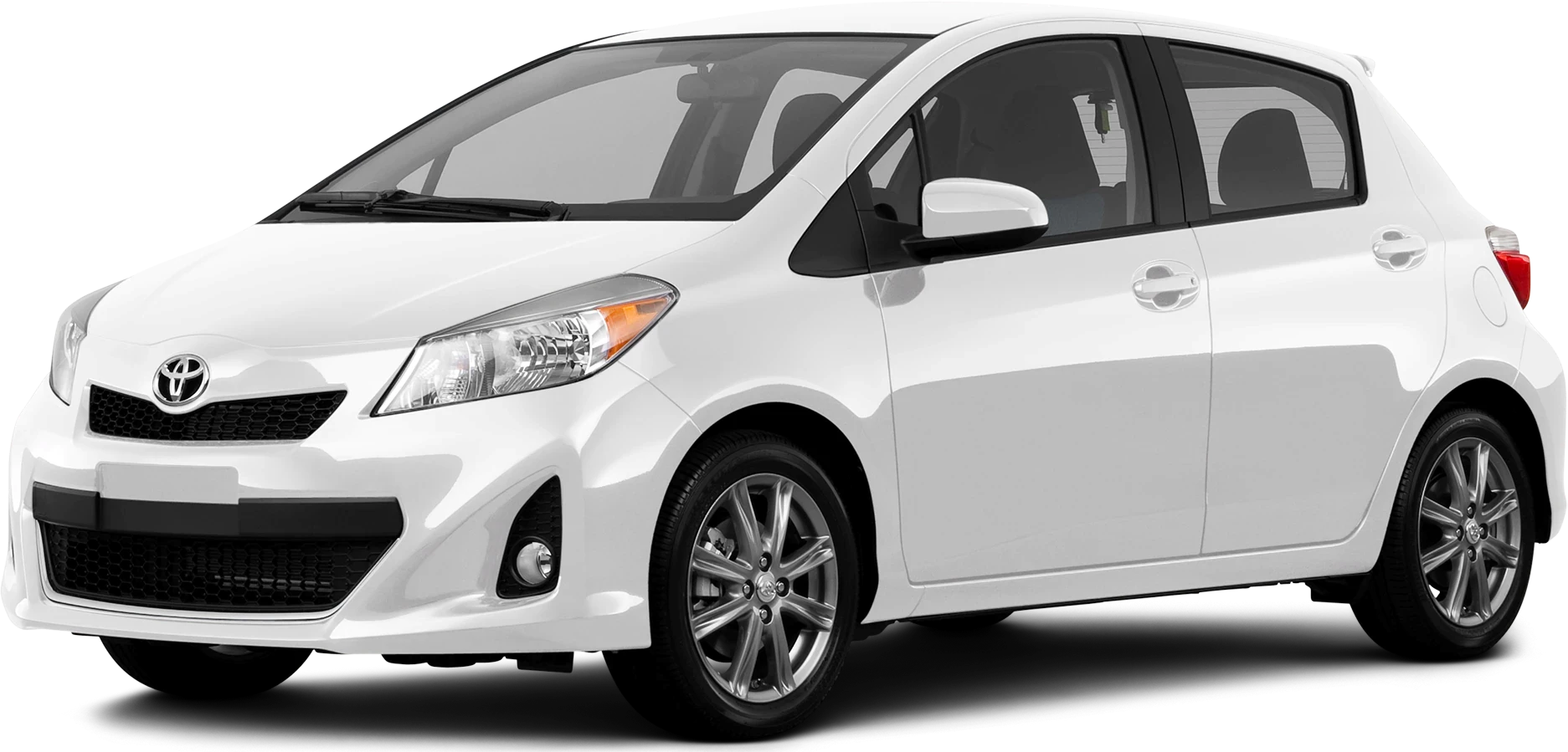 2013 Toyota Yaris Front 8621 032 1873X899 040 Cropped