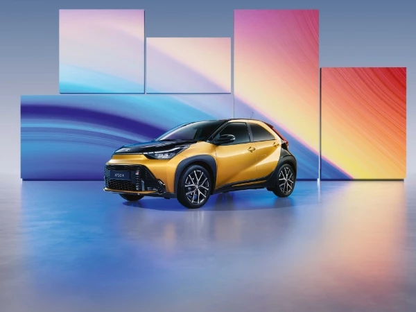 Toyota Aygox Hybrid 600X450