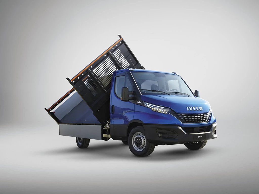 Gamma Iveco Daily Autocarro 1